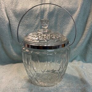 Elegant Vintage Clear Glass Ice Bucket with Handle